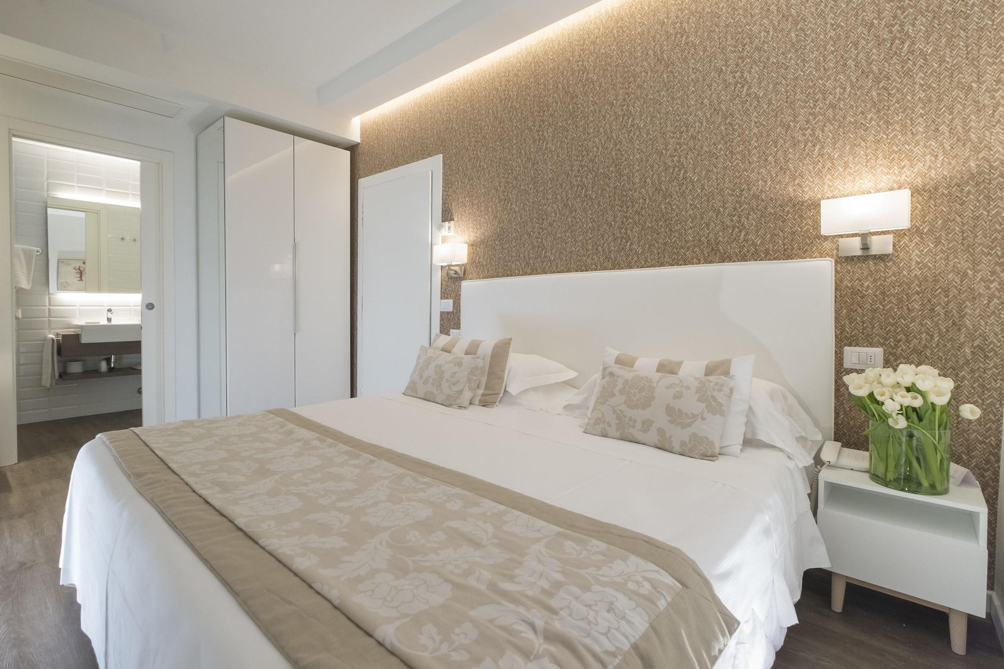 Hotel Mon Cheri Riccione Exterior photo