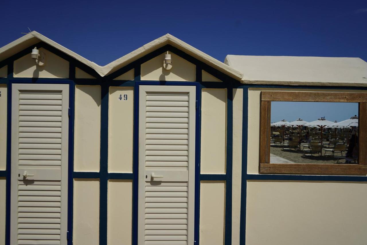 Hotel Mon Cheri Riccione Exterior photo